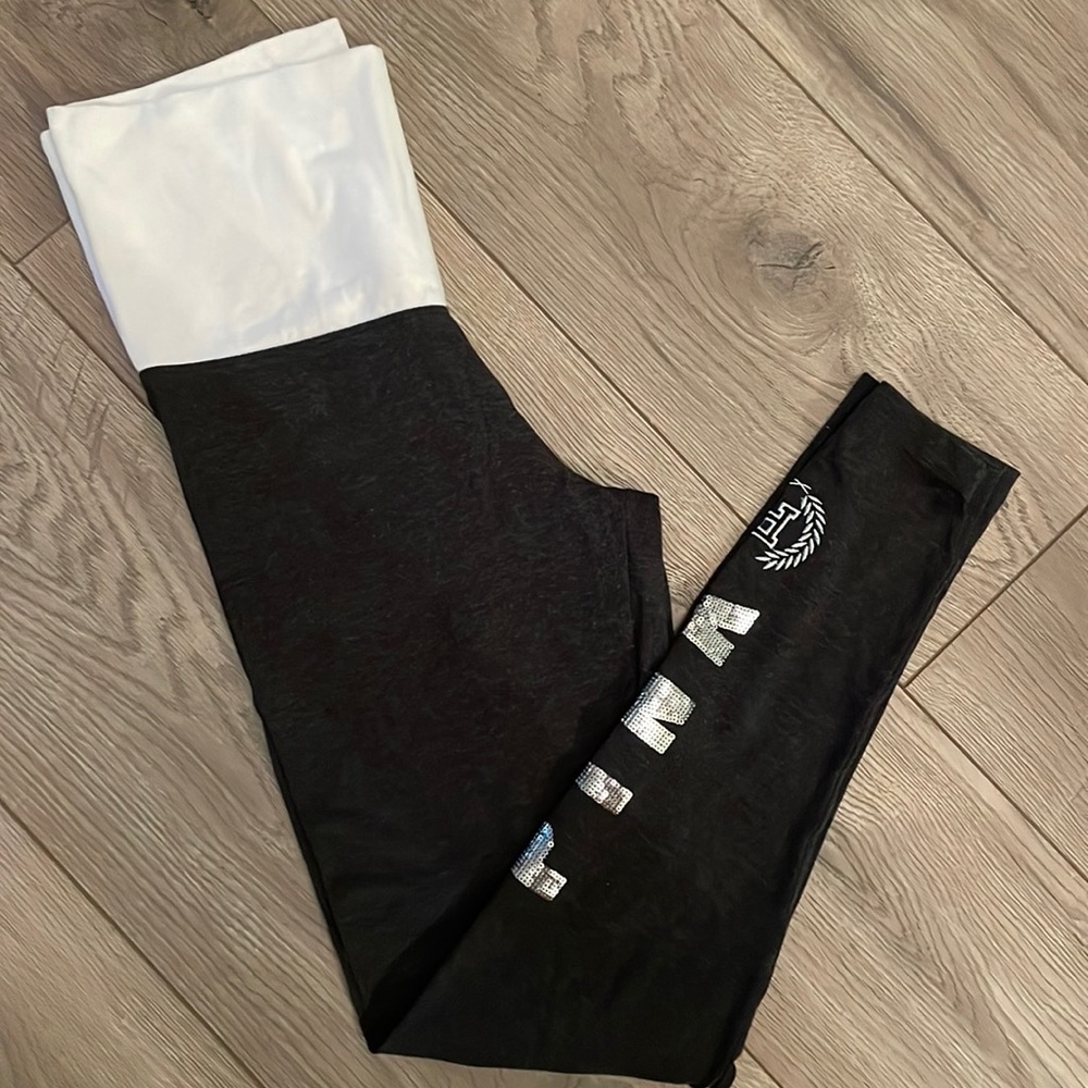 VS PINK yoga pants